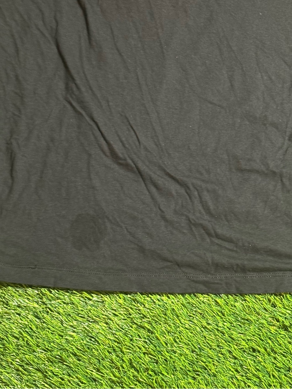 Used Nike “Just Do It” Black T- Shirt Size Small - Men’s with condition issues - Picture 8 of 8